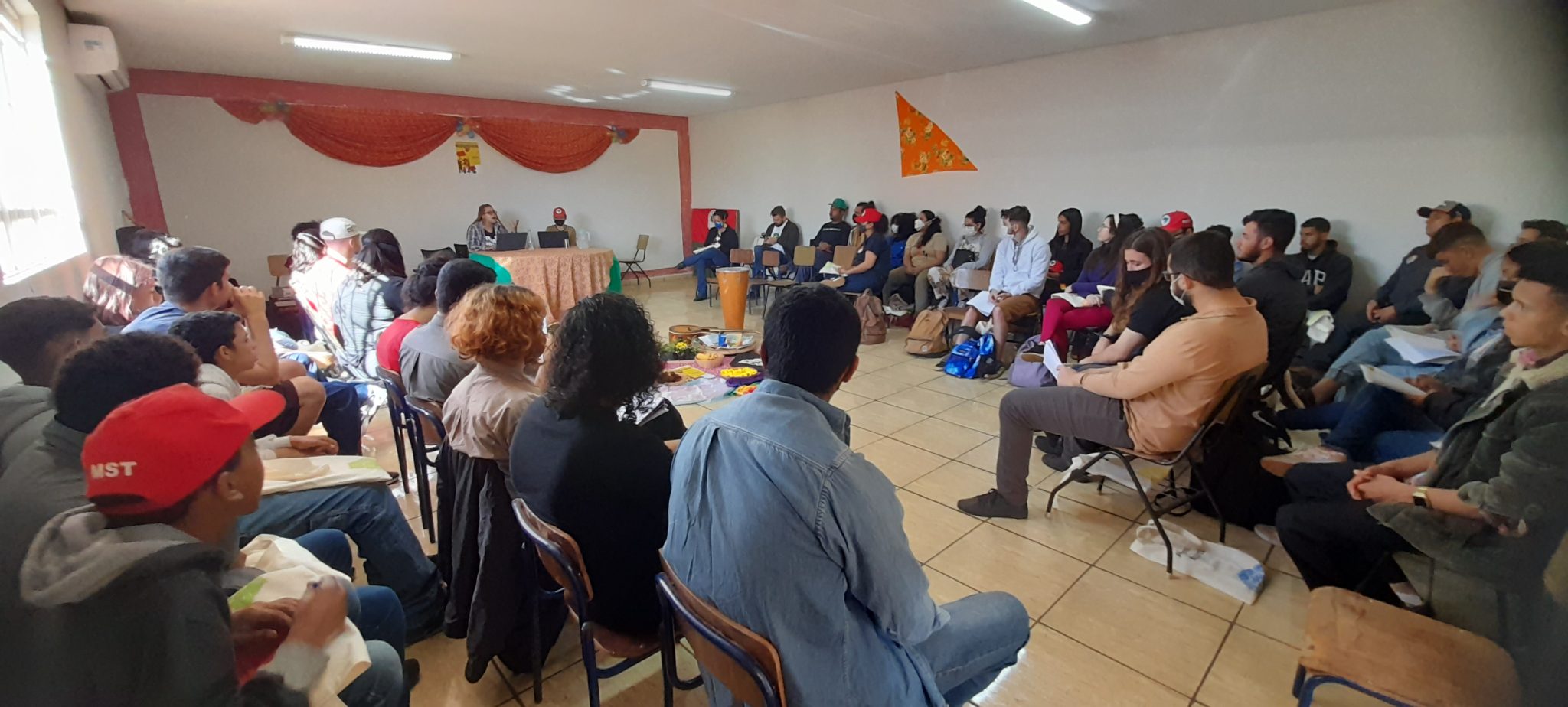 Juventude Do Campo E Cidade Realizam Encontro Regional No Pontal Do