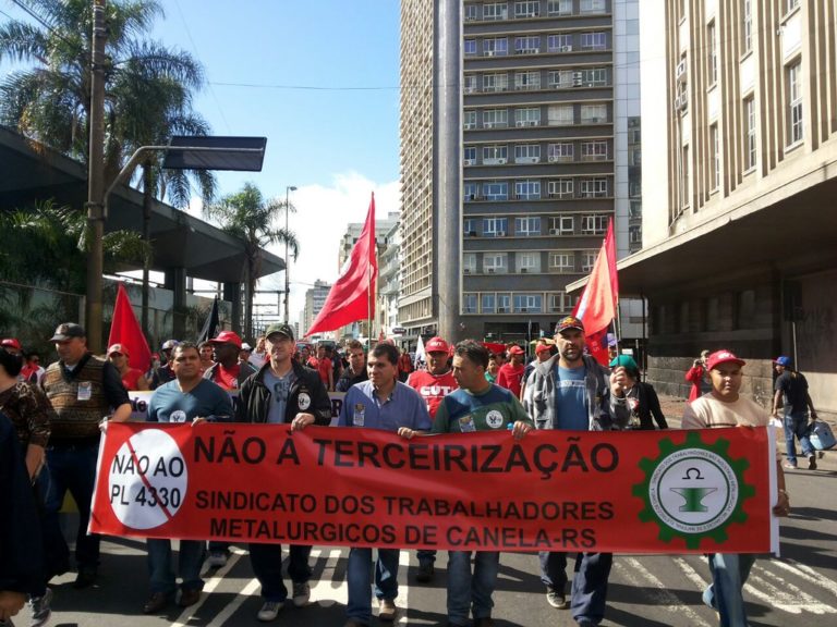MST participa de mobilizações na Capital gaúcha