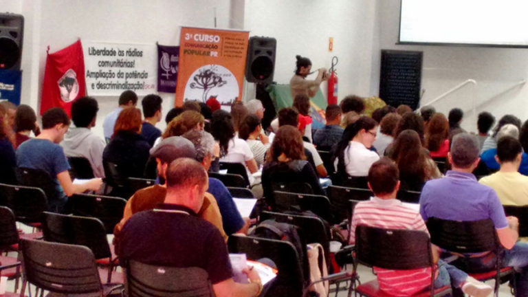 Curso de Comunicação Popular no Paraná homenageia Vito Gianotti