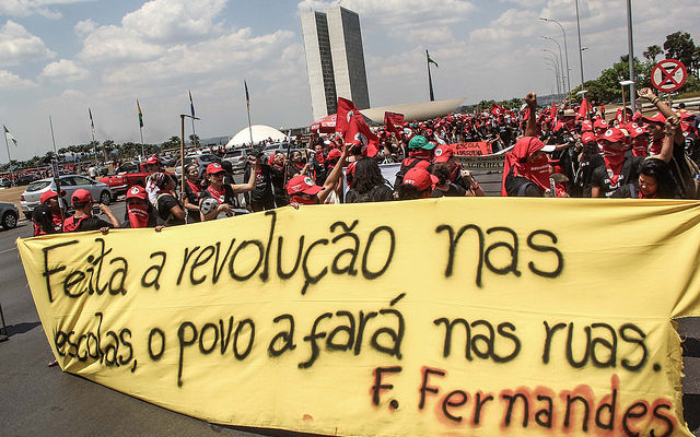 educadores da Reforma Agrária marcham por uma educação pública e de qualidade