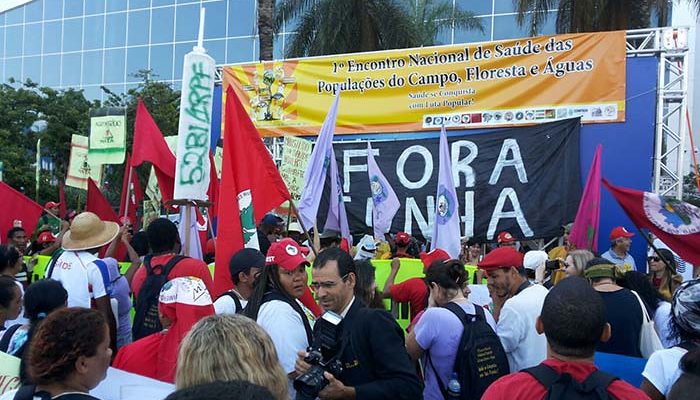 Movimentos realizam ato em Conferência Nacional de Saúde