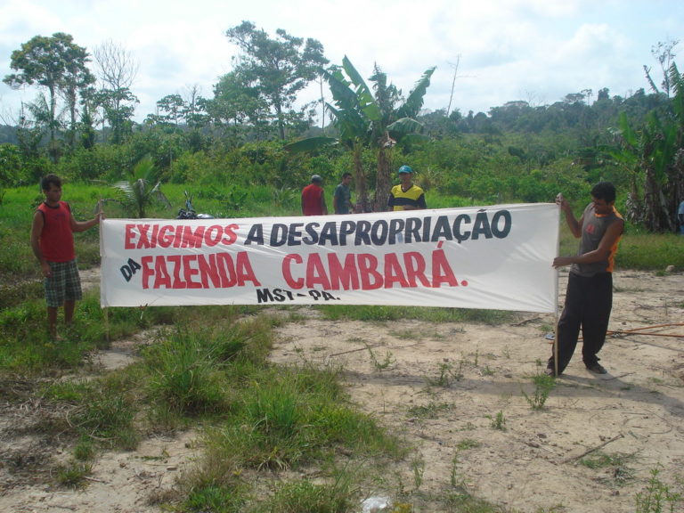 Seguranças armados rondam acampamento do MST no Pará