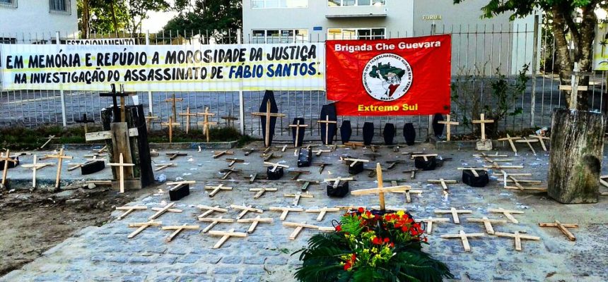 Sem Terra realizam vigília em fóruns da Bahia