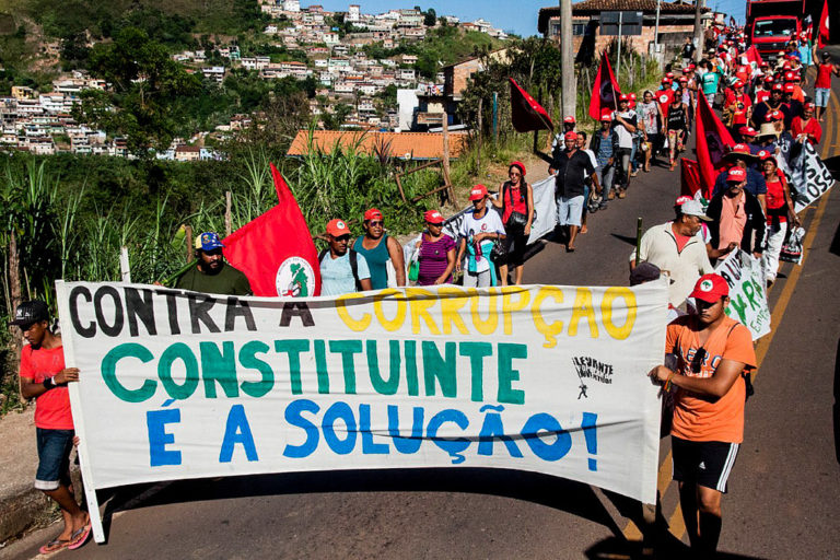 MST realiza marchas em defesa da Reforma Agrária e da Democracia