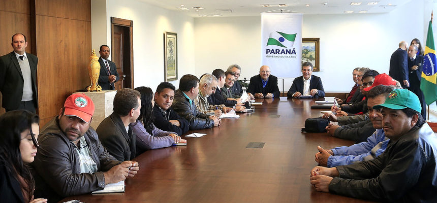 Governo do paraná se compromete com o assentamento de 10 mil Sem Terra até 2018
