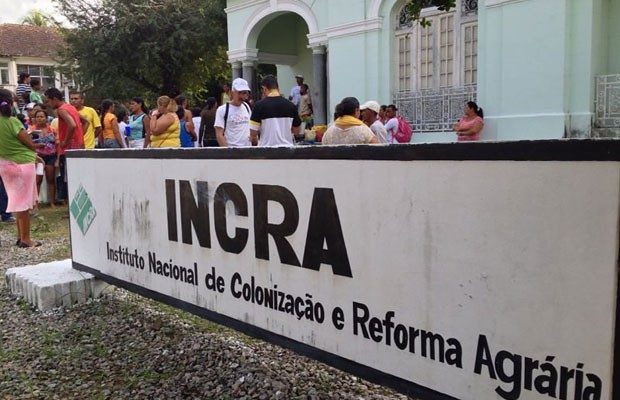 MST repudia exoneração da superintendente do INCRA-RJ