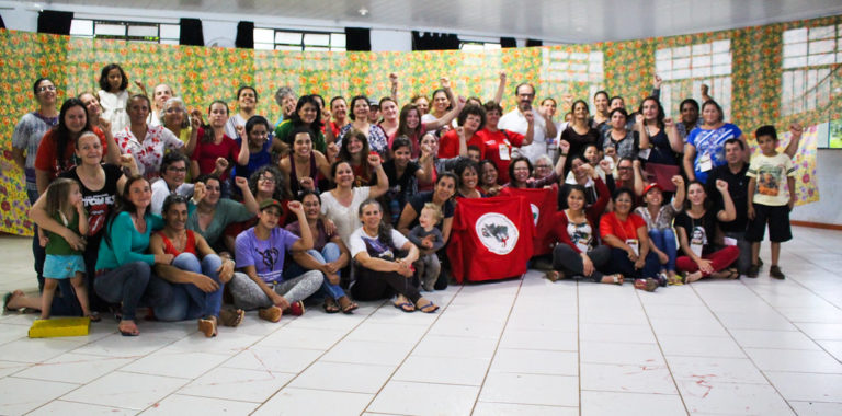 Mulheres Sem Terra realizam I Curso de Marxismo e Feminismo no Paraná