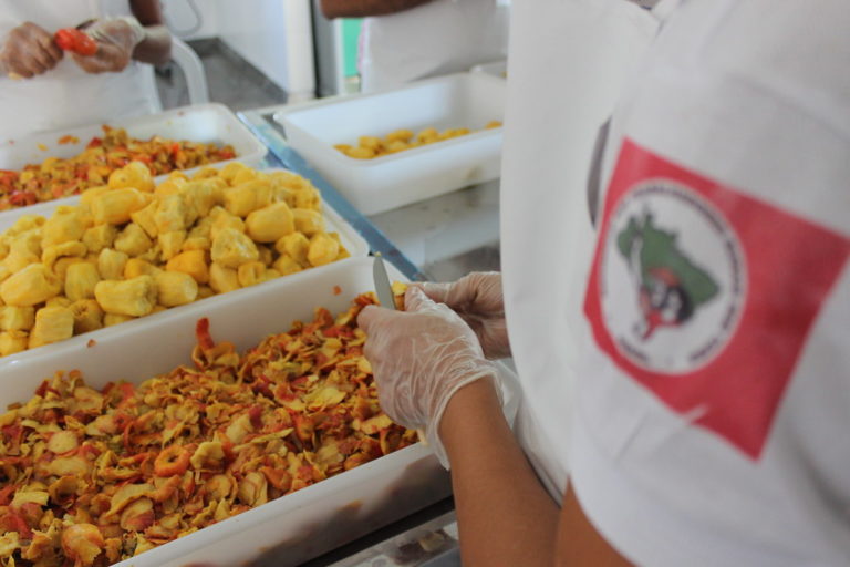 MST inaugura primeira agroindústria em área de Reforma Agrária no estado de Alagoas