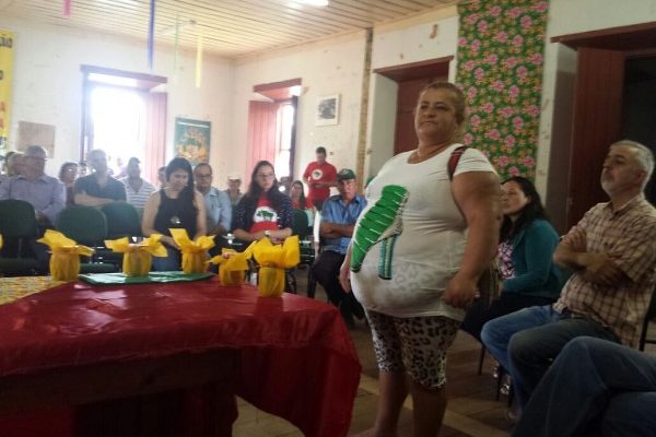 Estado do Paraná se retrata pela morte de trabalhador rural Sem Terra