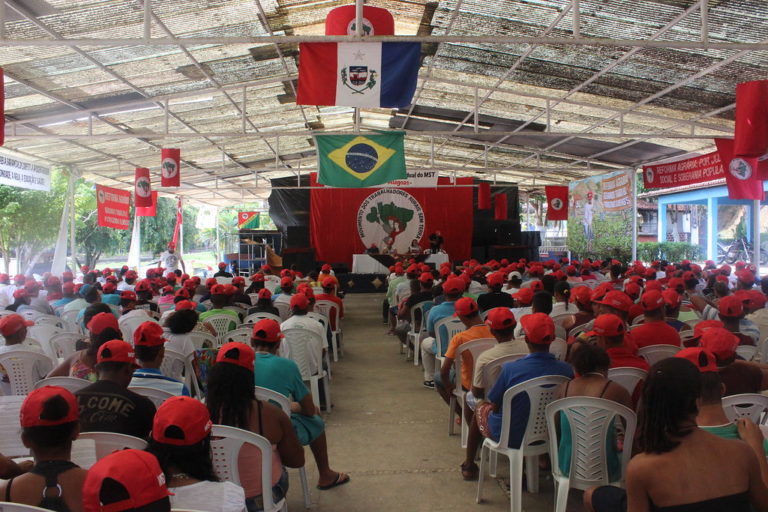 MST debate os desafios na luta pela Reforma Agrária Popular em Alagoas