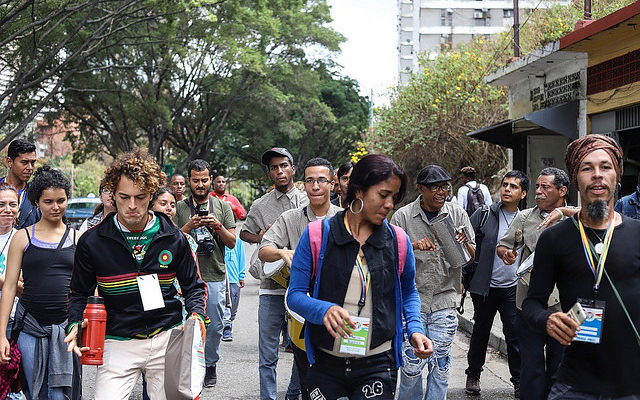 Participantes da Assembleia dos Povos relatam suas impressões da crise na Venezuela