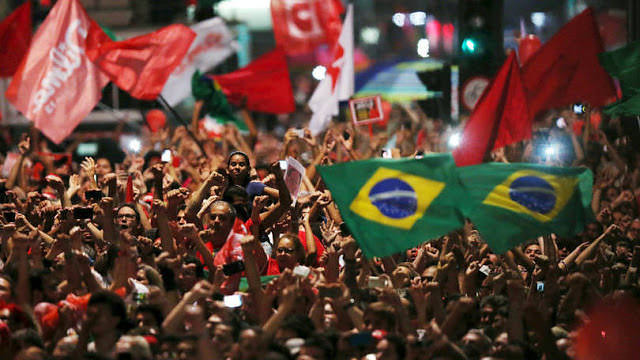 Frente Brasil Popular apresenta proposta para sair da crise política e econômica