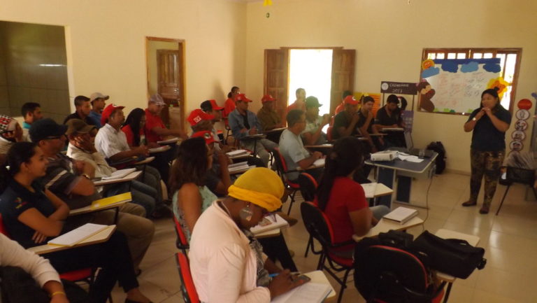 Juventude Sem Terra debate saúde no campo em seminário na Bahia