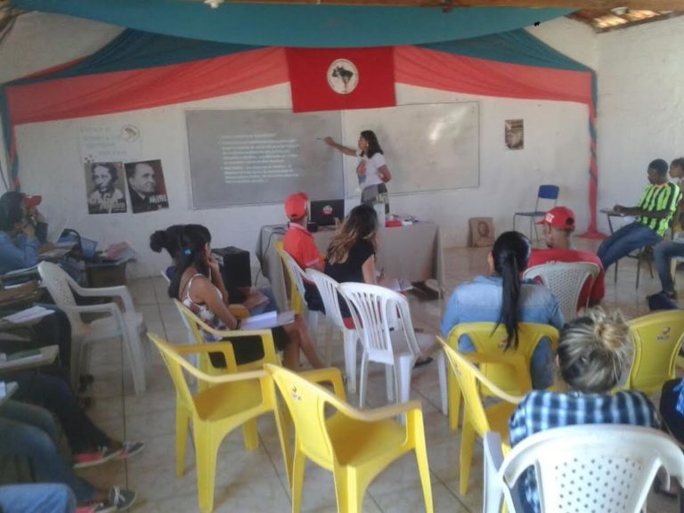 Estudo e trabalho são bases para formação política no sudoeste da Bahia