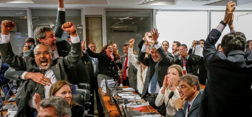 Comissão do Senado rejeita relatório da reforma trabalhista
