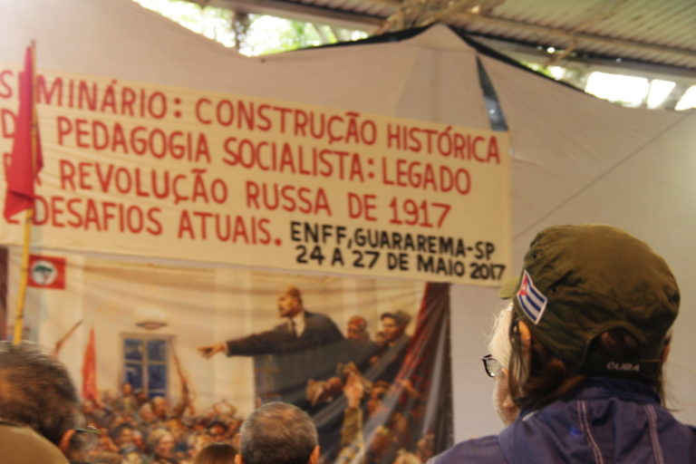 Construção histórica da Pedagogia Socialista é tema de seminário na Escola Florestan Fernandes