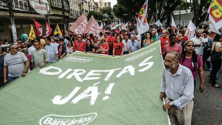 10 mil trabalhadores ocupam as ruas de Salvador pelo Fora Temer e por Diretas Já
