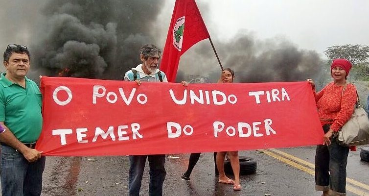 Manifestantes tomam às ruas de Pernambuco em dia de Greve Geral
