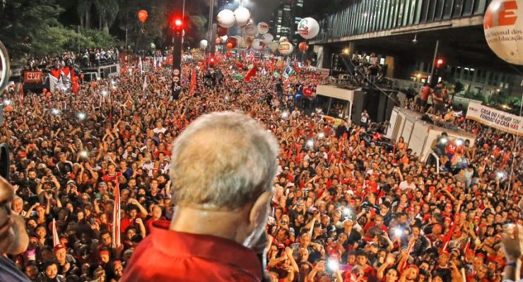 Frente Brasil Popular convoca a militância para defender a democracia e Lula