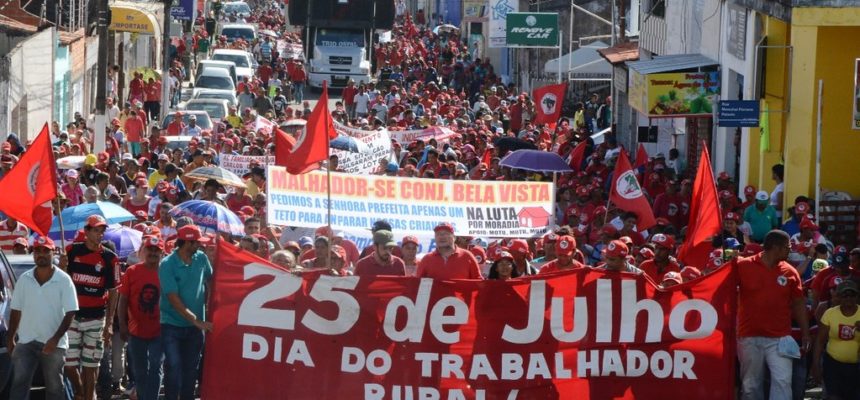 15ª Marcha do MST Sergipe reúne 10 mil Sem Terras