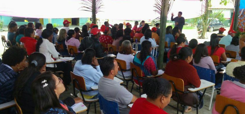 Agroecologia é tema de seminário com educadores no Extremo Sul da Bahia