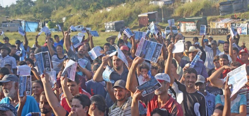 Boletim informativo é lançado no acampamento Marielle Vive! em São Paulo