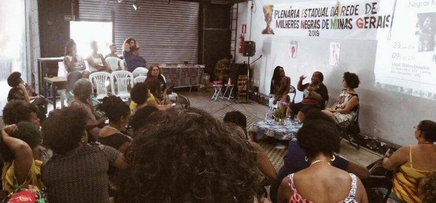 "Precisamos construir mecanismo de resistência para sobrevivências coletivas"