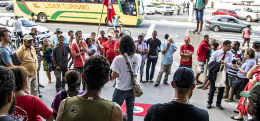 Sem Terra lutam pela construção de Unidade Pedagógica em Macaé