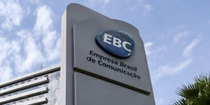 EBC unifica canais público e estatal e viola Constituição