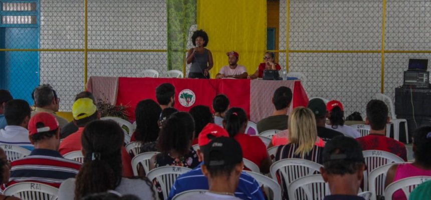Sem Terra discutem questão fundiária no extremo sul da Bahia