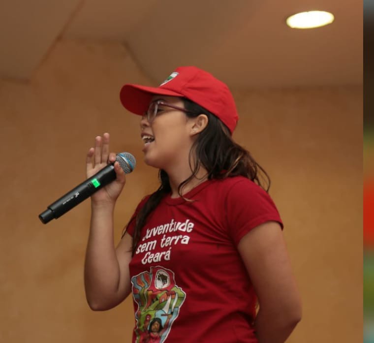 Luz Helena é do Coletivo Nacional de Juventude do MST pelo estado do Ceará. Foto_Divulgação MST.jpeg