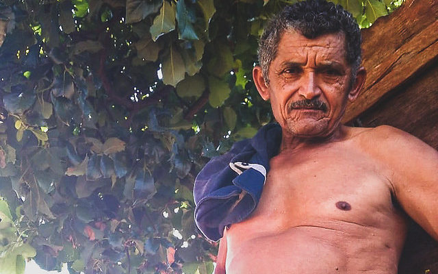 "Só saio desta terra morto!"