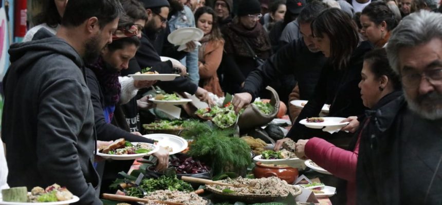 Festival Comida de Verdade ocupa o centro de São Paulo em defesa da Feira do MST
