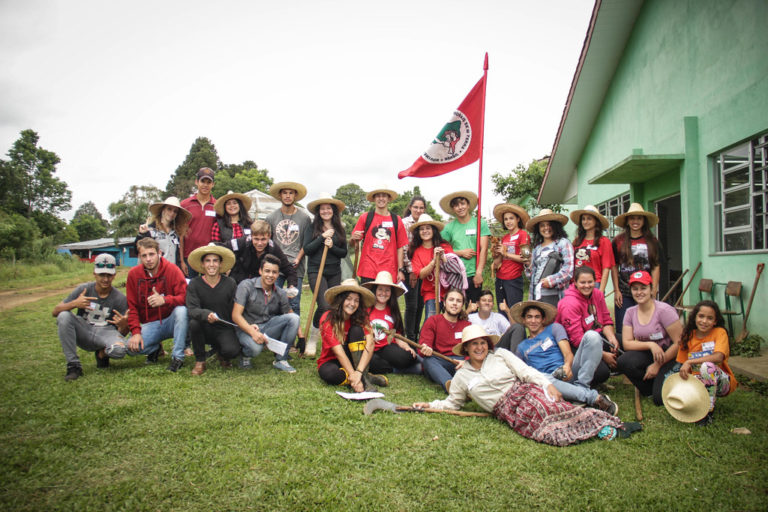 Escola do MST comemora 30 anos em Santa Catarina