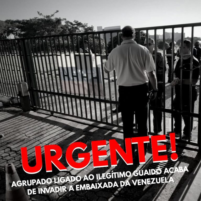 Opositores de Maduro invadem embaixada da Venezuela em Brasília