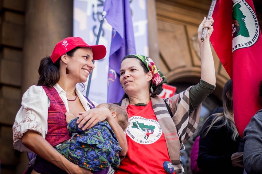 “Mulheres com Lula” ocupam ruas do país neste sábado