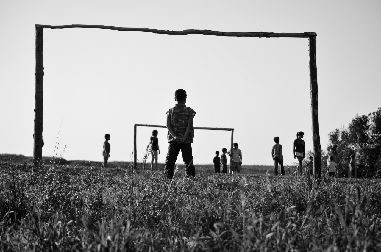 Futebol, força viva da democracia: exposição lembra relação entre MST e futebol