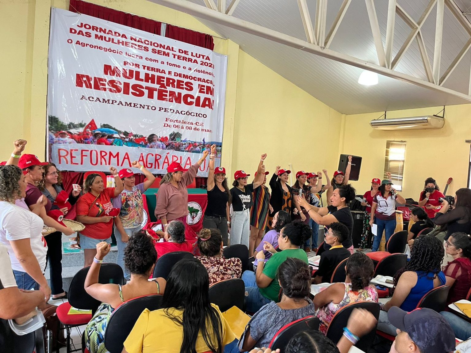 No Ceará, mulheres Sem Terra realizam acampamento pedagógico - MST