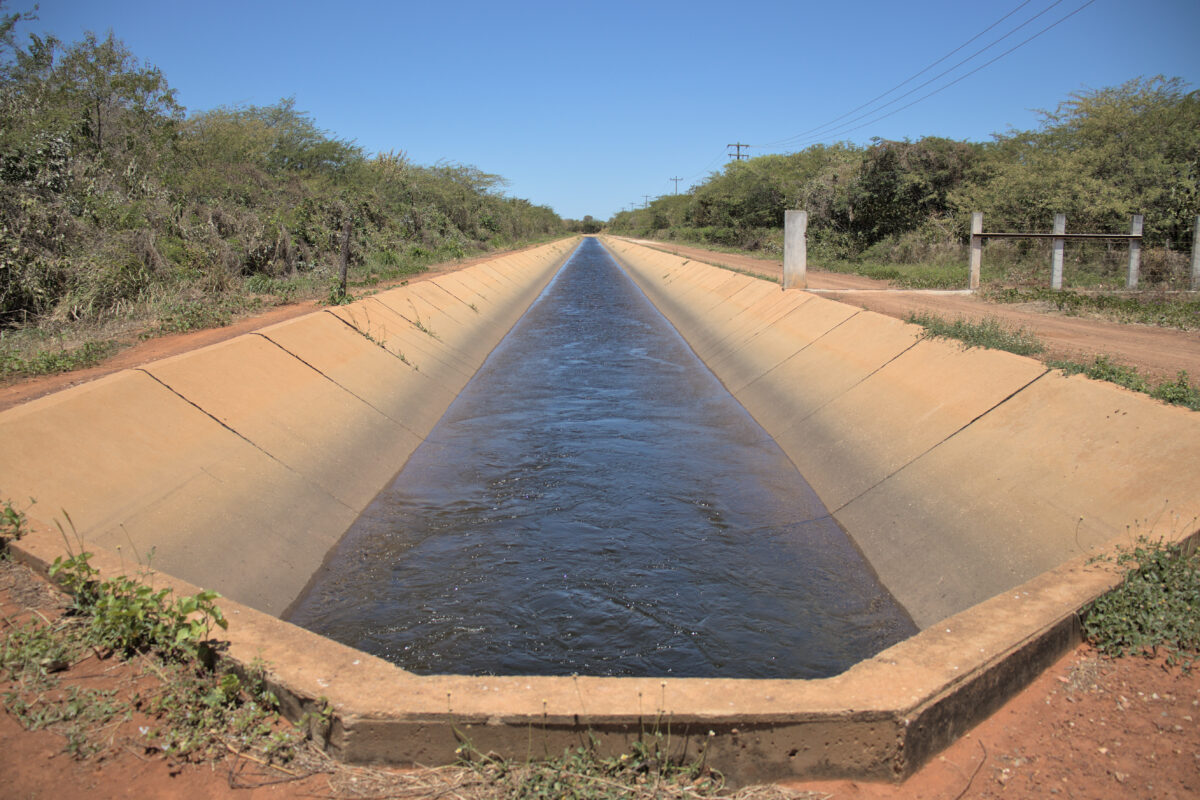 canais de irrigação antigos