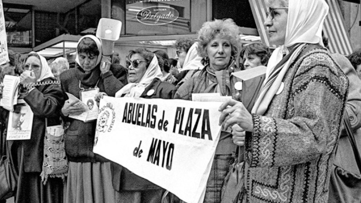 Mães Da Praça De Maio Memória E Resistência Na América Latina Mst