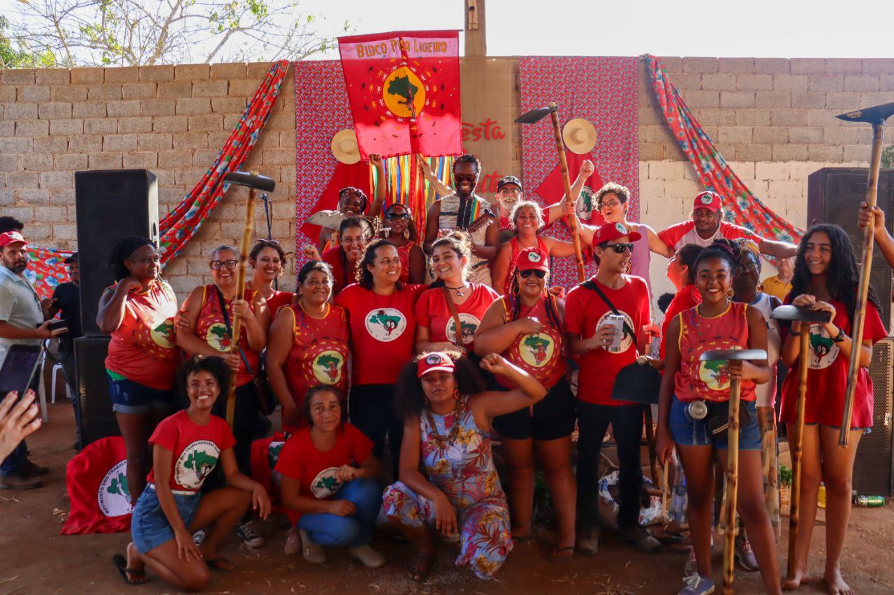 Em Minas Gerais, MST organiza a 1ª Festa da Colheita do Feijão