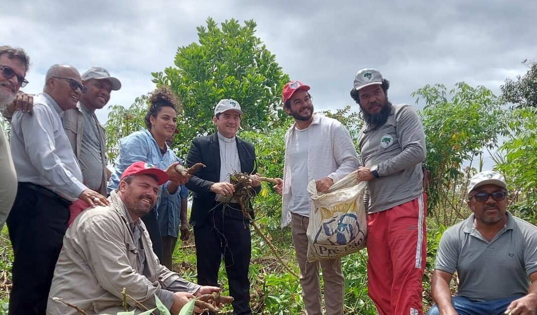 Bispos visitam acampamentos e assentamentos do MST em Pernambuco