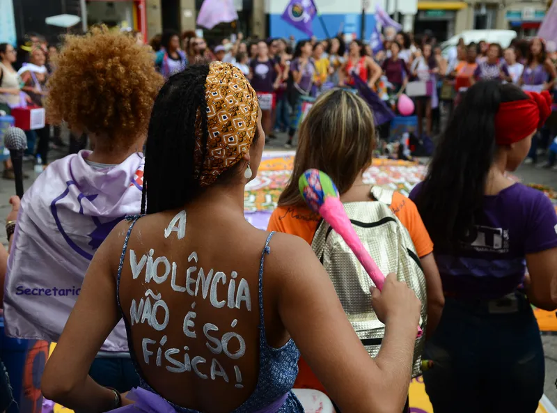 No campo, nas águas, nas florestas e nas cidades: quais as lutas das mulheres?