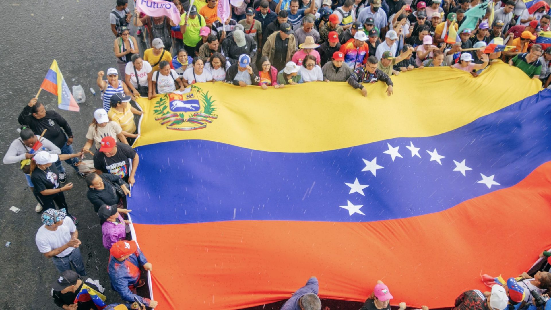 People’s Movements Around the World Launch Campaign in Solidarity with Venezuela