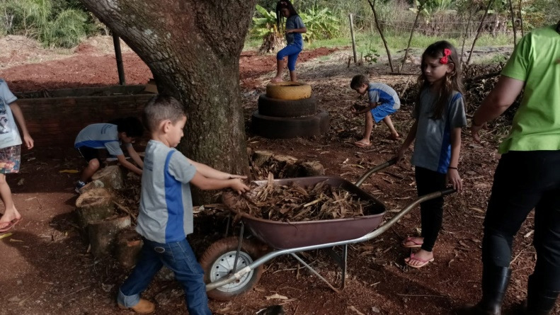 Iniciativa promove educação, agroecologia e fortalece comunidade no Cerrado