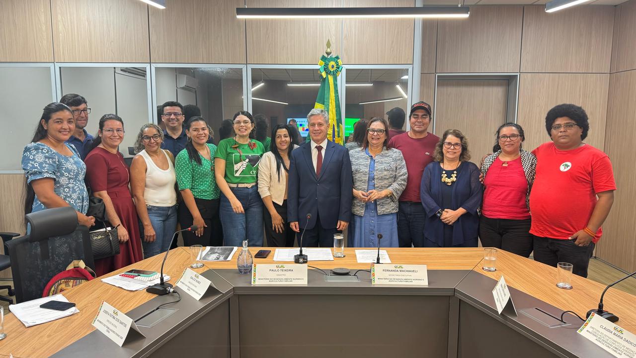 Após reunião com CPT e MST, Ministro do MDA afirma compromisso com a retomada da Reforma Agrária em Mato Grosso