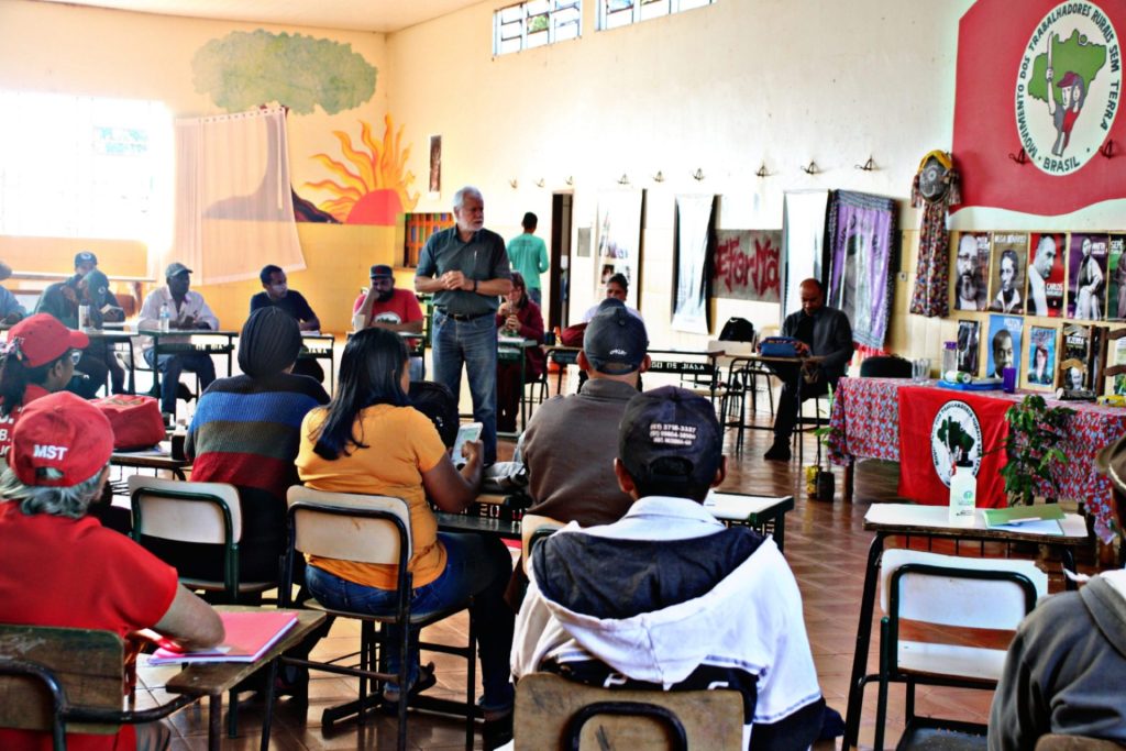 Seminário debate bioinsumos como ferramenta para a transição agroecológica no Brasil