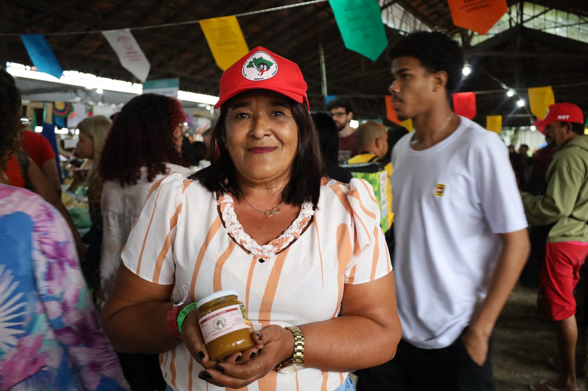 Do coco babaçu ao sorvete agroecológico: sabores da diversidade na Feira do MST