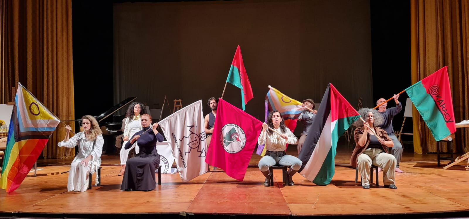 MST na Venezuela e também no teatro: Festival Internacional de Teatro Progressista 2025
