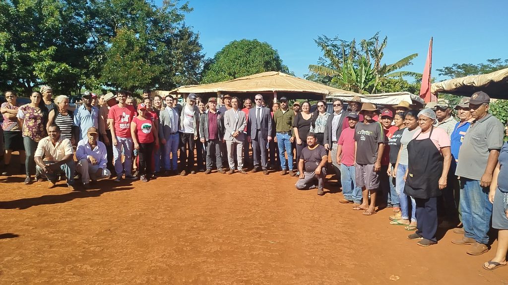 Tribunal de Justiça de Goiás realiza inspeção judicial no acampamento Leonir Orback em GO